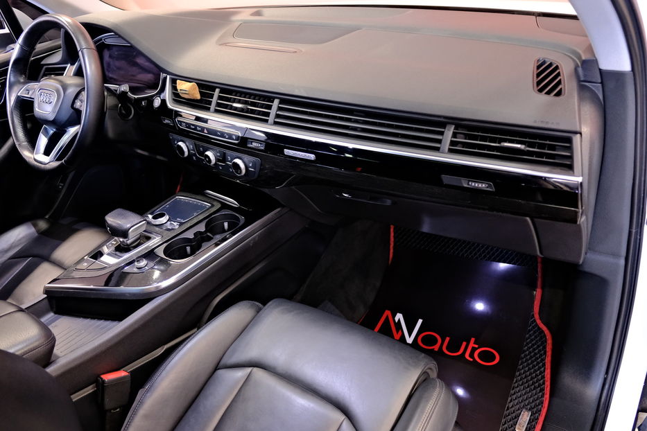 Продам Audi Q7 Premium 2015 года в Одессе