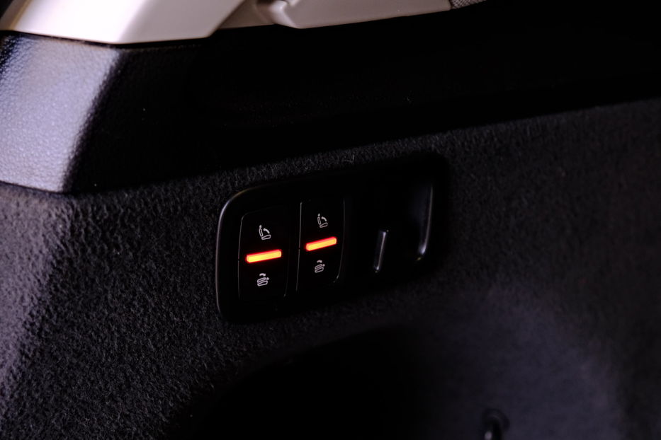 Продам Audi Q7 Premium 2015 года в Одессе