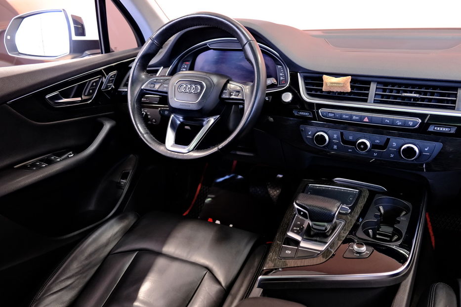 Продам Audi Q7 Premium 2015 года в Одессе