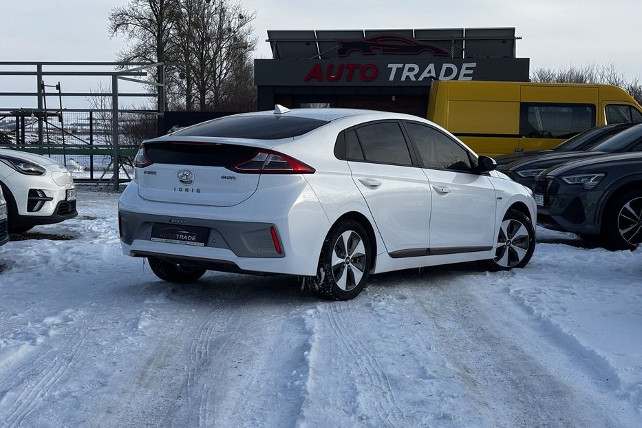 Продам Hyundai Ioniq 28квт авто у Львові 2017 года в Львове