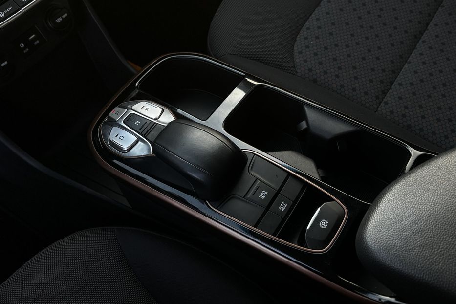 Продам Hyundai Ioniq 28квт авто у Львові 2017 года в Львове