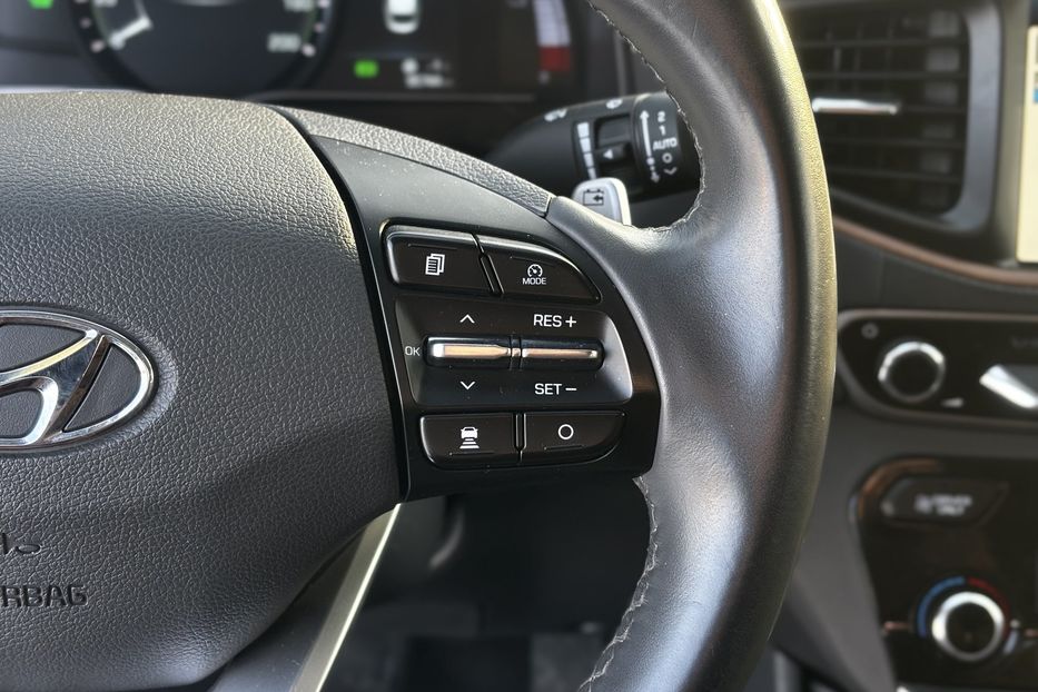 Продам Hyundai Ioniq 28квт авто у Львові 2017 года в Львове