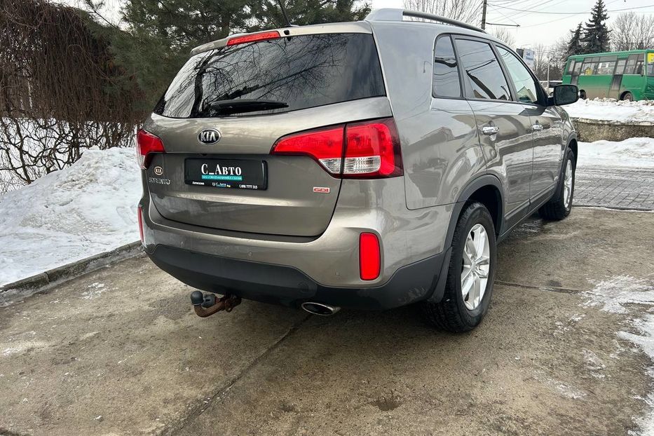 Продам Kia Sorento 2014 года в Черновцах