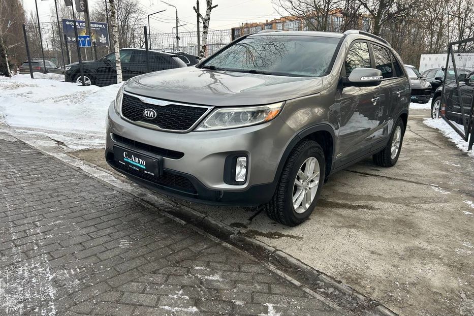 Продам Kia Sorento 2014 года в Черновцах