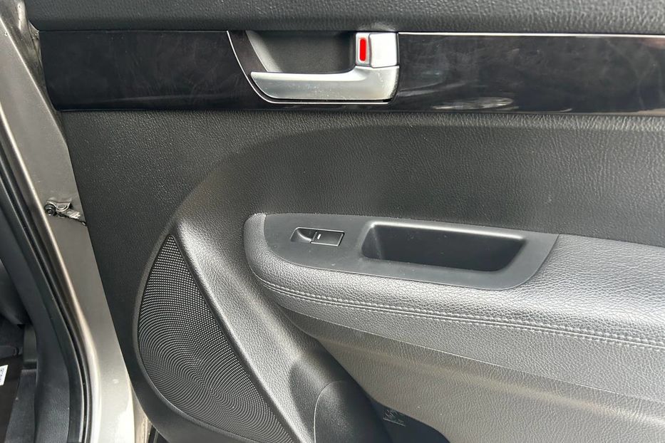 Продам Kia Sorento 2014 года в Черновцах