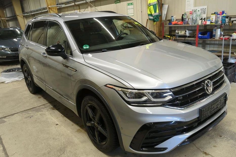 Продам Volkswagen Tiguan Цілий R-Line 4x4 147kw v9131 2022 года в Луцке