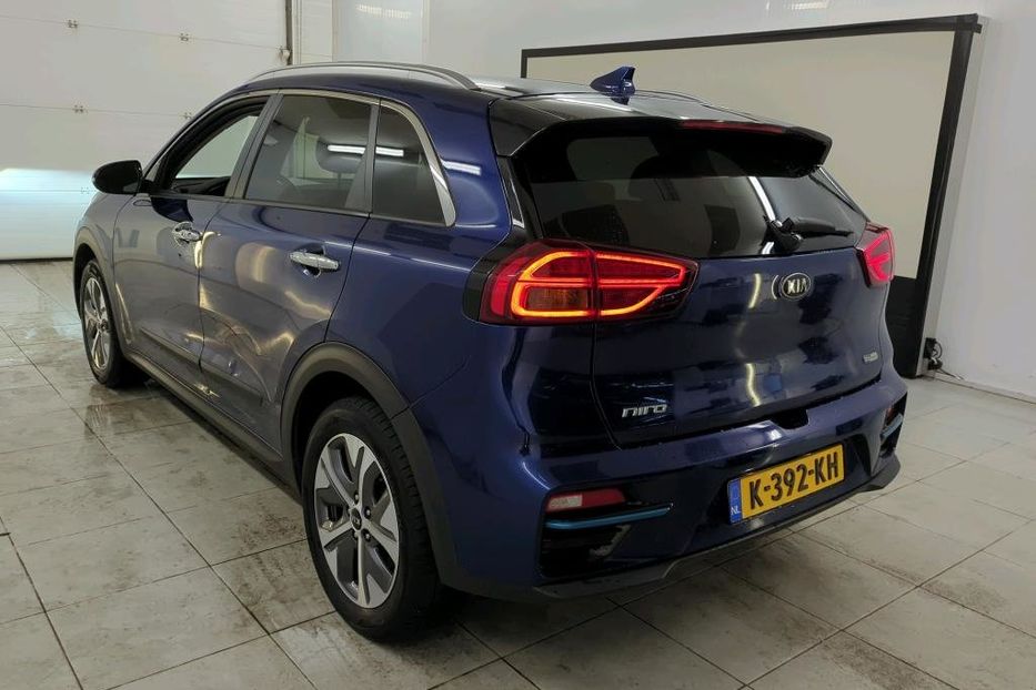 Продам Kia Niro 64квт авто в дорозі 2020 года в Львове