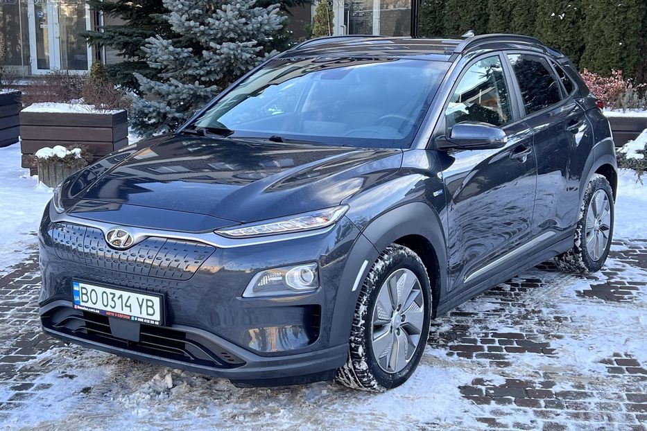 Продам Hyundai Kona Electro Premium 61000km 2020 года в Тернополе