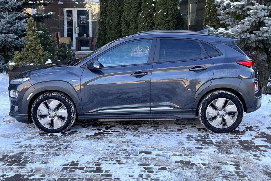 Продам Hyundai Kona Electro Premium 61000km 2020 года в Тернополе
