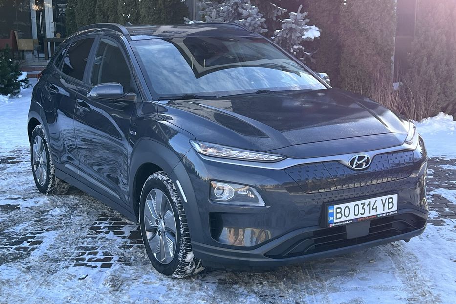 Продам Hyundai Kona Electro Premium 61000km 2020 года в Тернополе