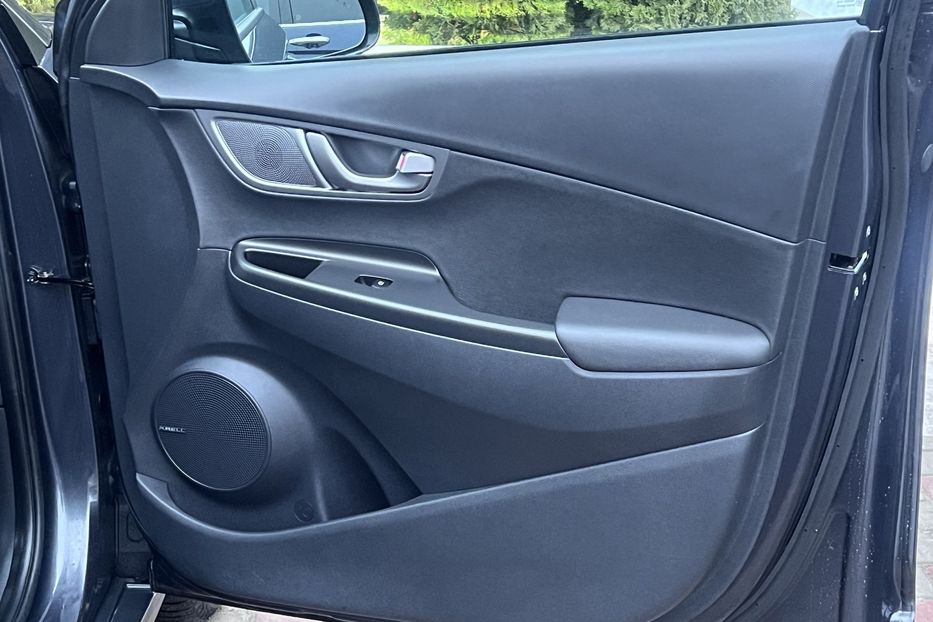 Продам Hyundai Kona Electro Premium 61000km 2020 года в Тернополе