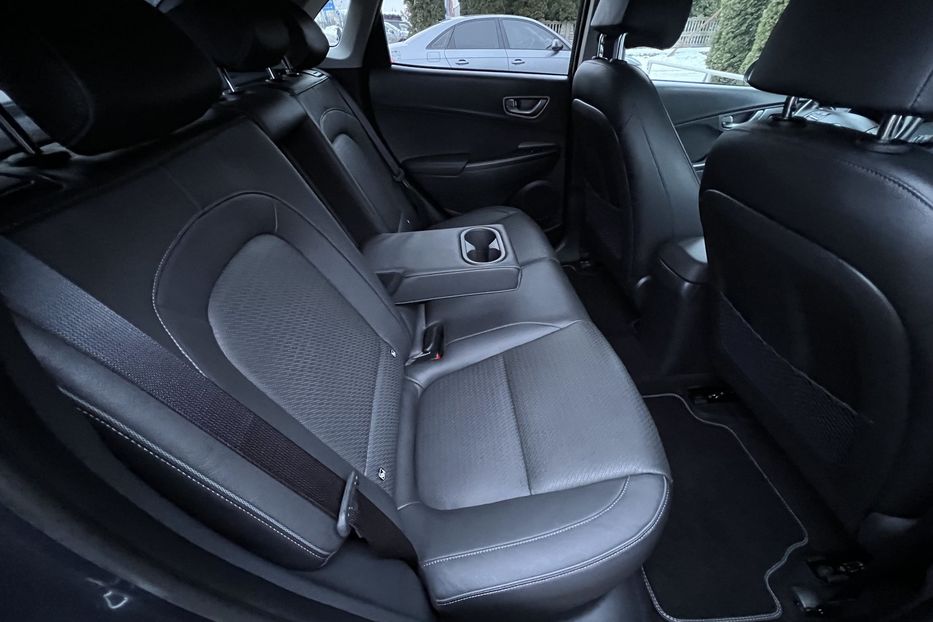 Продам Hyundai Kona Electro Premium 61000km 2020 года в Тернополе