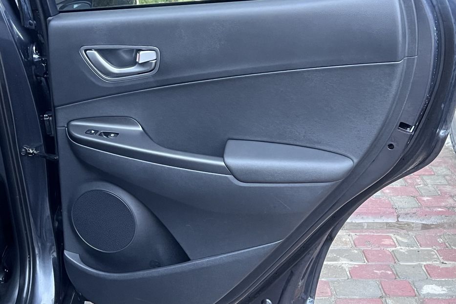 Продам Hyundai Kona Electro Premium 61000km 2020 года в Тернополе