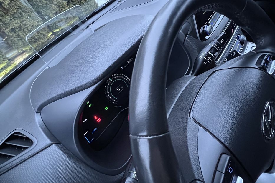 Продам Hyundai Kona Electro Premium 61000km 2020 года в Тернополе