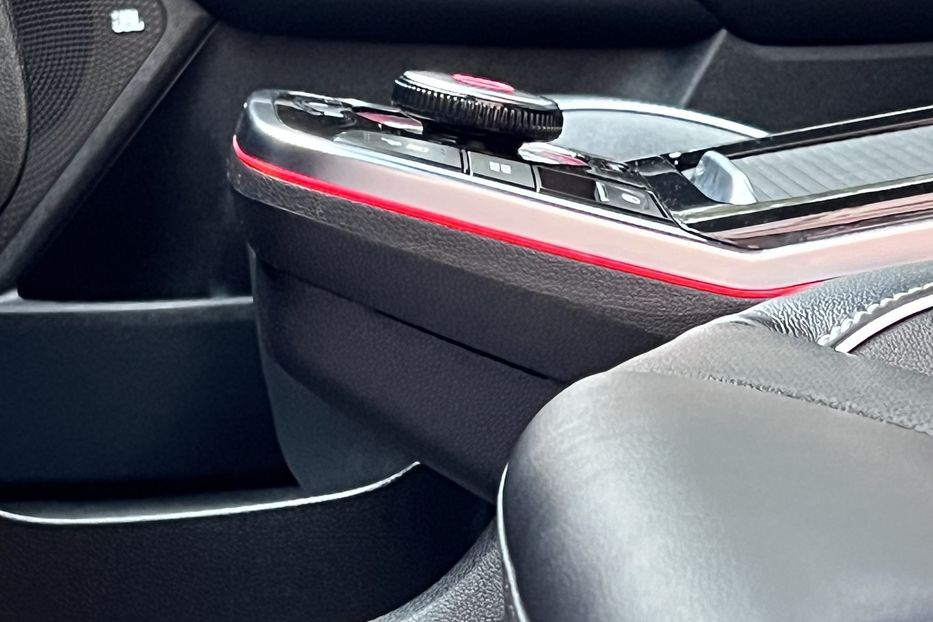 Продам Kia Niro 64kW Premium SOH100 2020 года в Тернополе