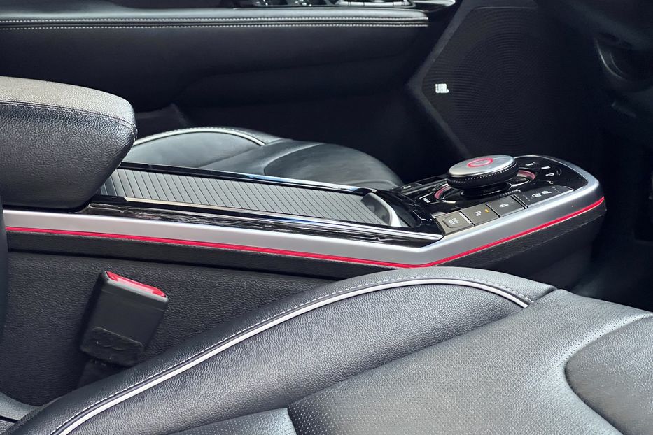 Продам Kia Niro 64kW Premium SOH100 2020 года в Тернополе