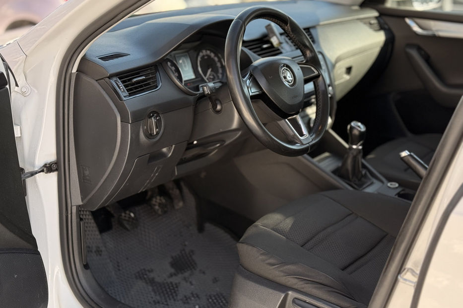 Продам Skoda Octavia A7 1.6 TDI AT 2018 года в Киеве