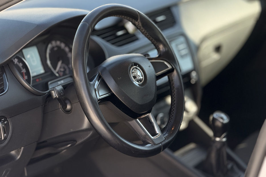 Продам Skoda Octavia A7 1.6 TDI AT 2018 года в Киеве