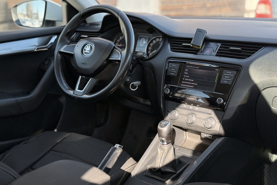 Продам Skoda Octavia A7 1.6 TDI AT 2018 года в Киеве