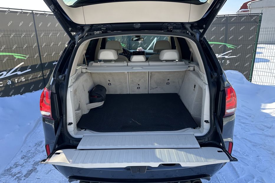 Продам BMW X5 Xdrive 50i 2015 года в Киеве