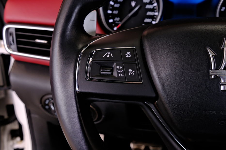 Продам Maserati Levante 2019 года в Одессе