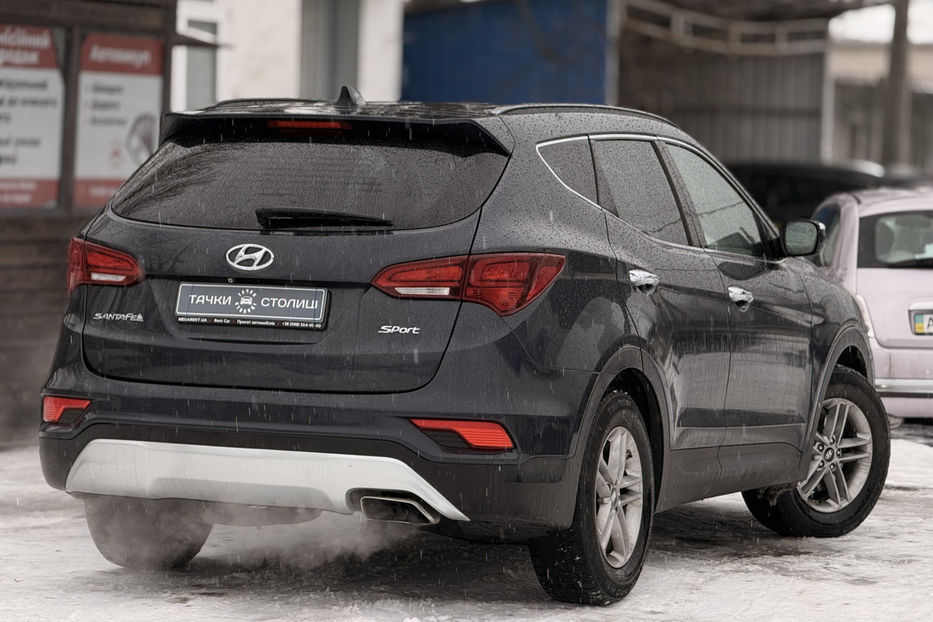 Продам Hyundai Santa FE 2.4 МТ (176 к.с.) 2WD  2017 года в Киеве