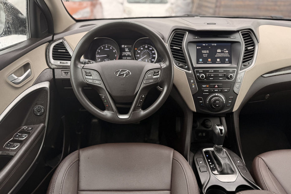 Продам Hyundai Santa FE 2.4 МТ (176 к.с.) 2WD  2017 года в Киеве