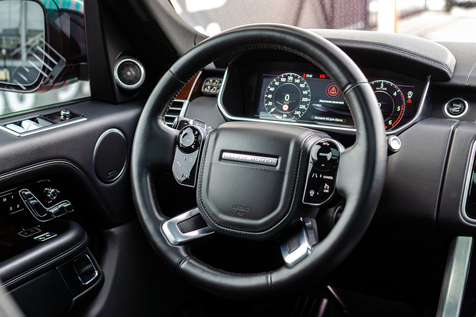Продам Land Rover Range Rover VOGUE 3.0TDI 2018 года в Киеве