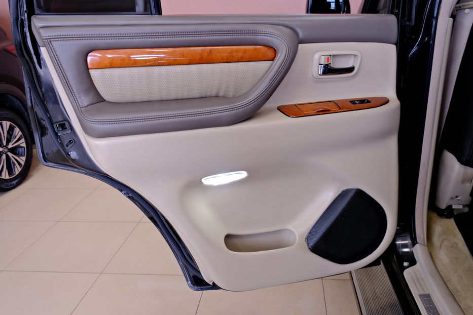 Продам Lexus LX 470 4.7 2003 года в Одессе