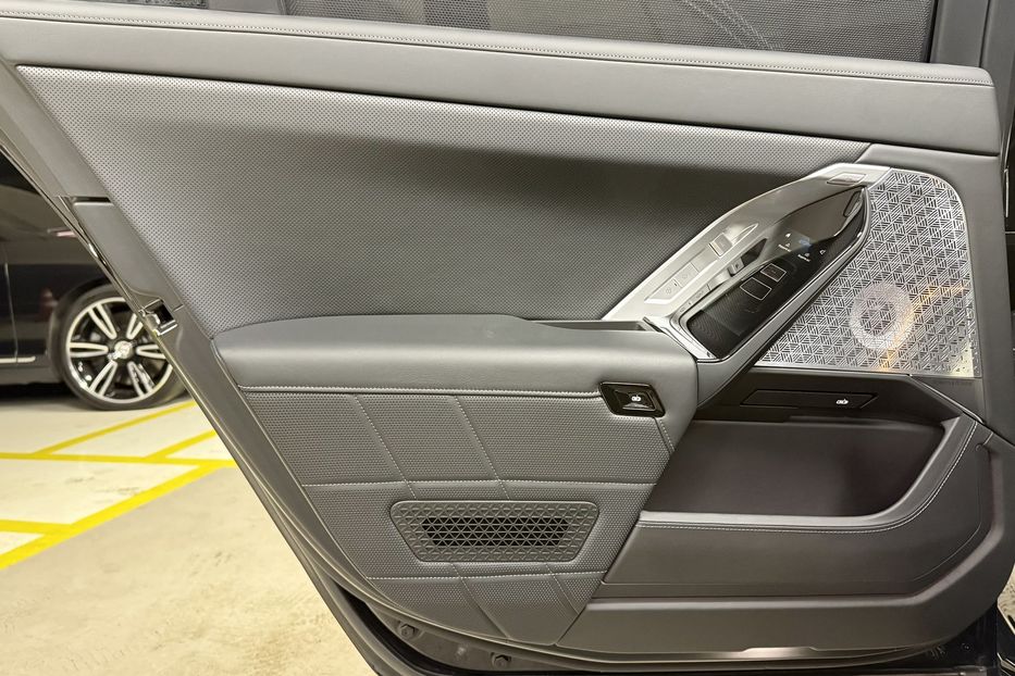 Продам BMW 760 I7 M70 2023 года в Киеве