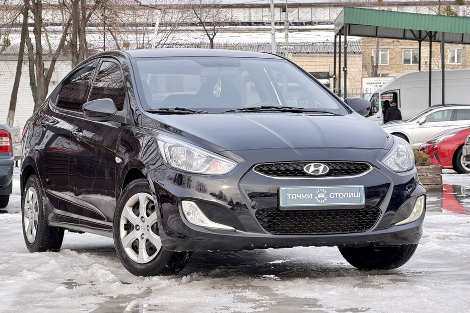 Продам Hyundai Accent  1.4 MPI MT 2018 года в Киеве