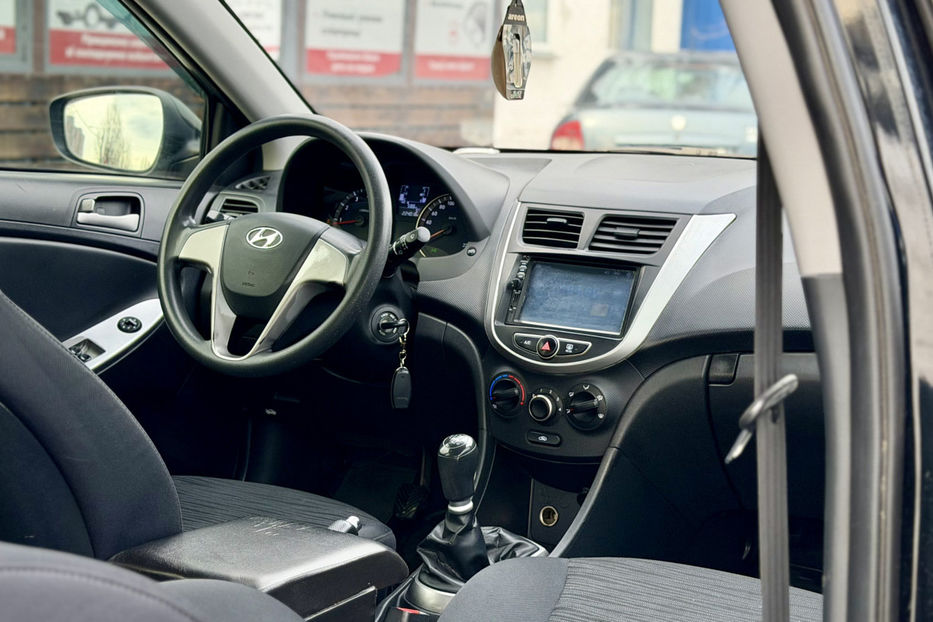 Продам Hyundai Accent  1.4 MPI MT 2018 года в Киеве