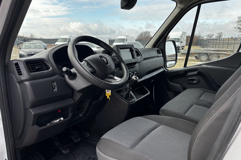 Продам Renault Master груз. 2020 года в Львове