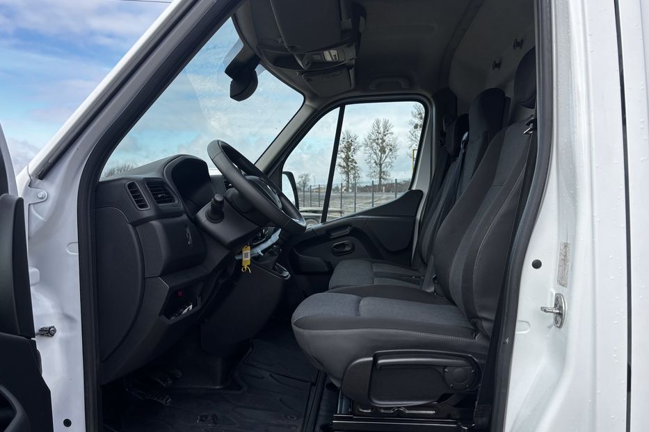 Продам Renault Master груз. 2020 года в Львове