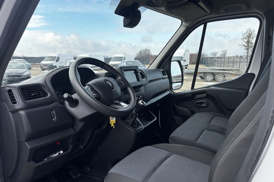 Продам Renault Master груз. 2020 года в Львове