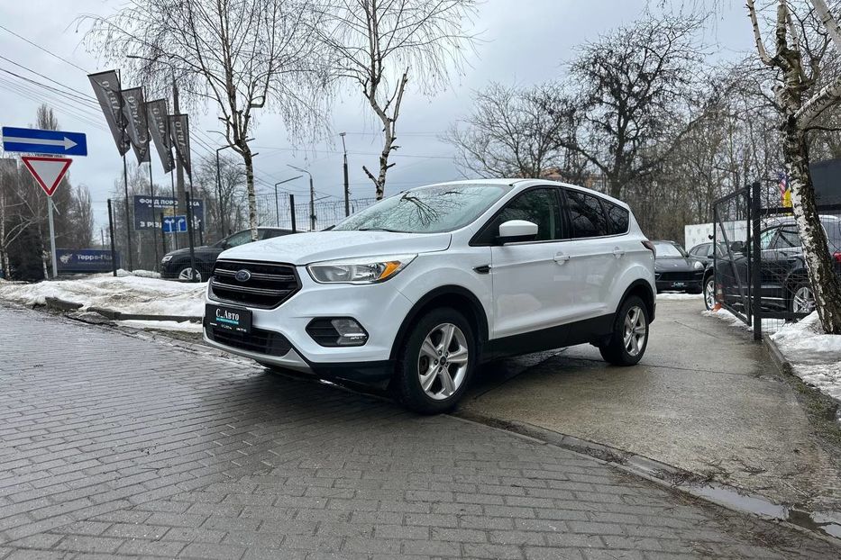 Продам Ford Escape 2016 года в Черновцах