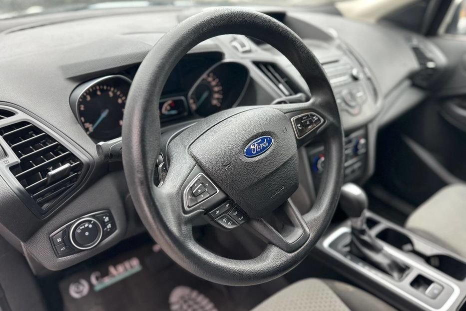 Продам Ford Escape 2016 года в Черновцах
