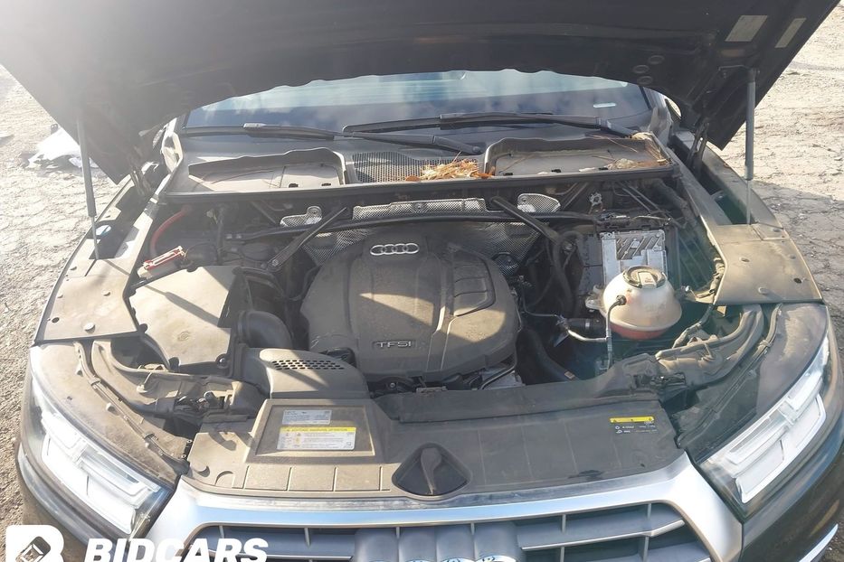 Продам Audi Q5 Premium  2018 года в Львове