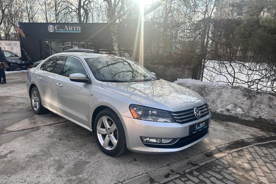 Продам Volkswagen Passat B7 2015 года в Черновцах