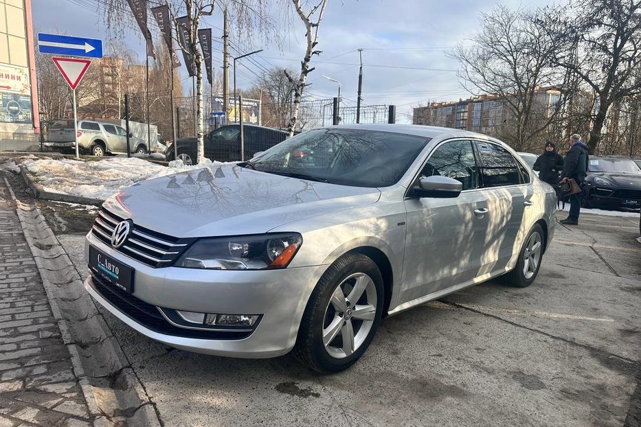 Продам Volkswagen Passat B7 2015 года в Черновцах