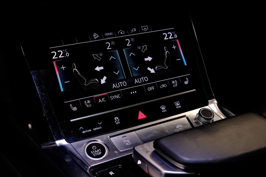 Продам Audi E-Tron 2022 года в Одессе