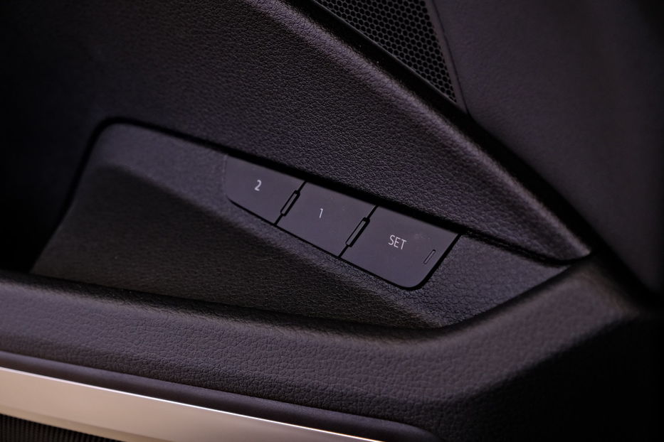 Продам Audi E-Tron 2022 года в Одессе