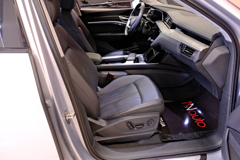 Продам Audi E-Tron 2022 года в Одессе
