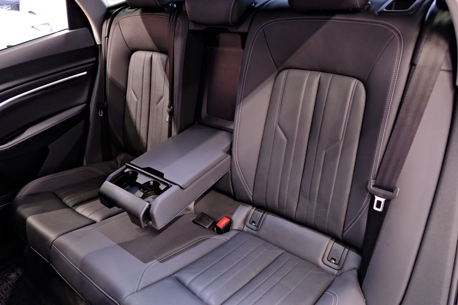 Продам Audi E-Tron 2022 года в Одессе