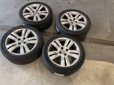 Продам Peugeot 5008 2011 года в Житомире