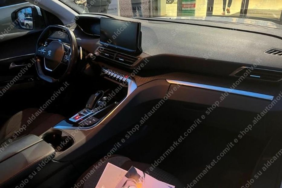 Продам Peugeot 5008 7 місна В ДОРОЗІ 2022 года в Тернополе