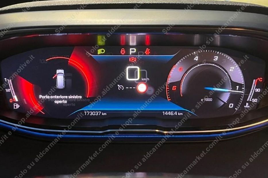 Продам Peugeot 5008 7 місна В ДОРОЗІ 2022 года в Тернополе