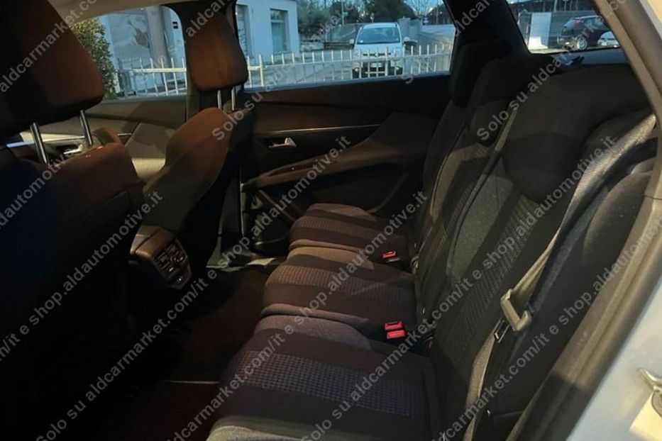 Продам Peugeot 5008 7 місна В ДОРОЗІ 2022 года в Тернополе