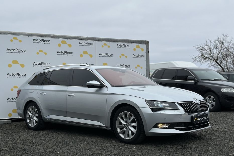 Продам Skoda Superb 2016 года в Луцке