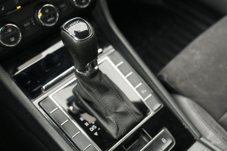 Продам Skoda Superb 2016 года в Луцке